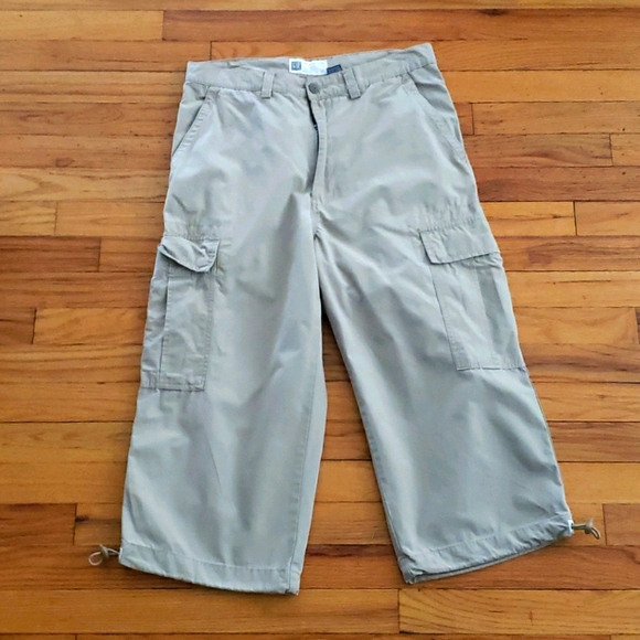 Gap cropped cargo pants